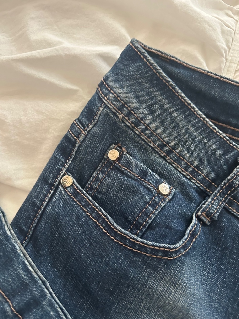 Bootcut Jeans - Picture 4 of 5
